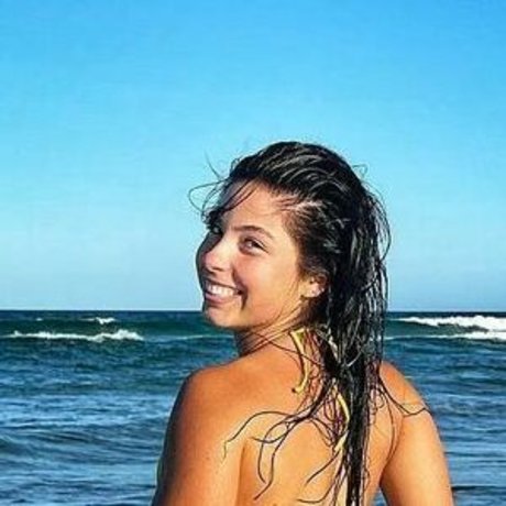 Elly Candi étoile hd galerie