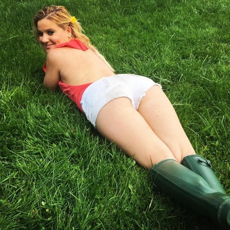 Charlotte Nastase modèle sexy photos