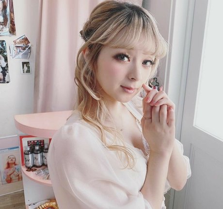 Mai Mizuhashi étoile nue photo