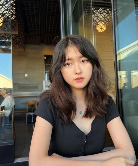 actrice onlyfans haut hd galerie