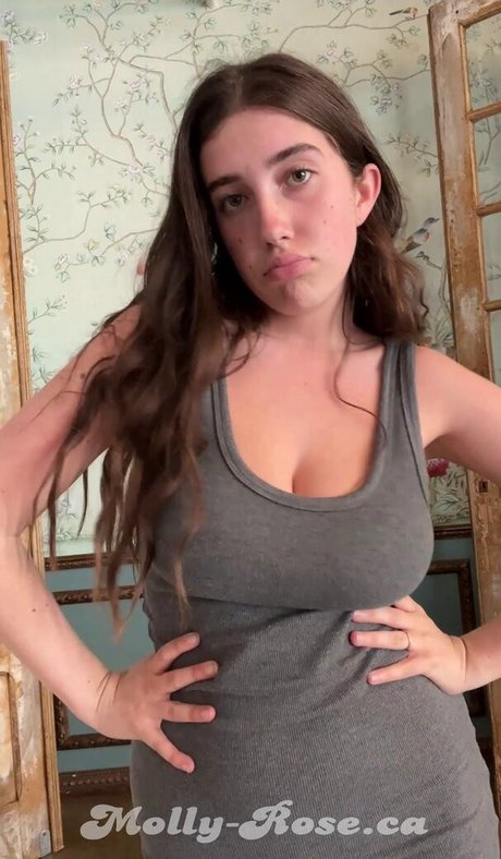 Molly Barkasy jolie étoile archive