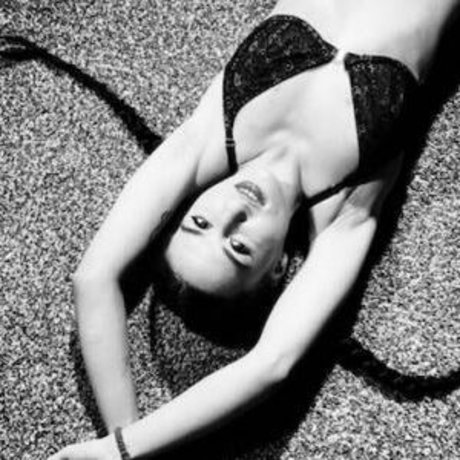 Korin star du porno nue des photos