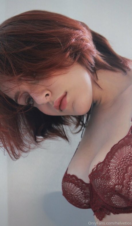 Oriana Leal modèle artistique galerie