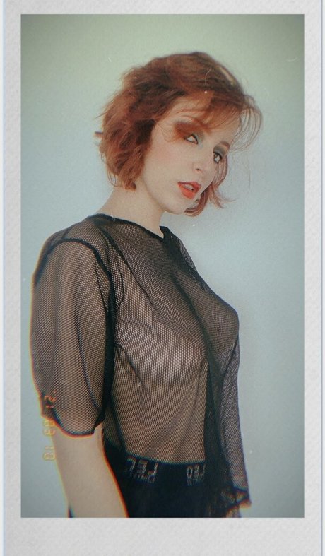 Oriana Leal étoile adulte galeries