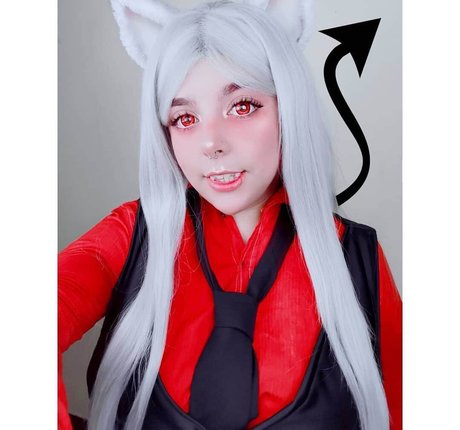 fans emo potelés uniquement haut nu photos