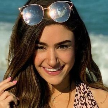 fille courbée dà côté onlyfans porno images