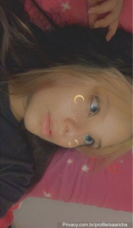 Saaricha modèle artistique photos