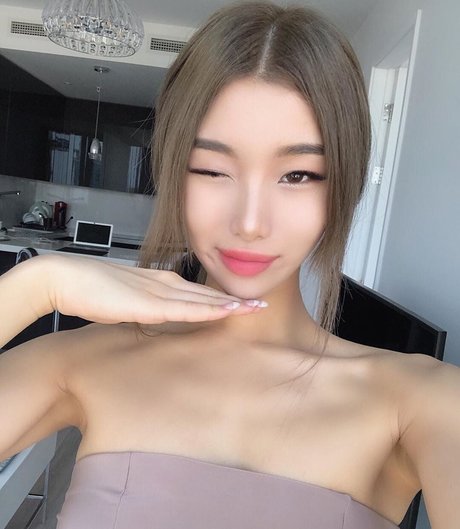 bbymari modèle exclusif des photos