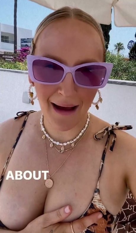 Helen Scott star du porno xxx collection