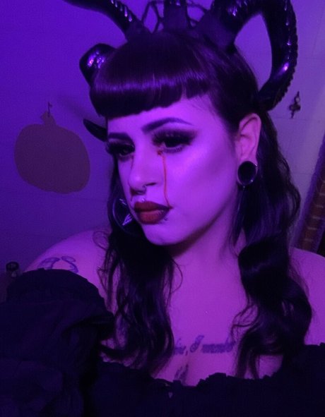 BettiesPaige art de star du porno image