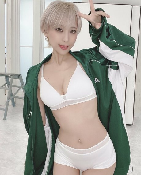 lesbiennes aux gros seins onlyfans hd photo