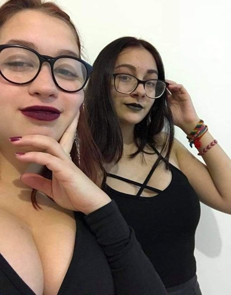 Montselopezz belle star du porno images