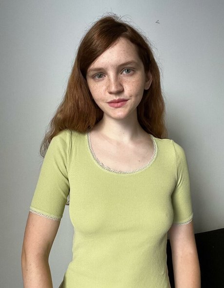 Nyla mi star du porno nue galerie