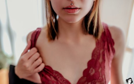 Wingsweak modèle sexy photo