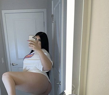 Kate Strada art de star du porno image