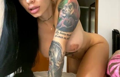 Lara Henao modèle sexy photo