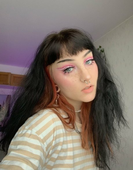 Naiskarkki star du porno nue archive