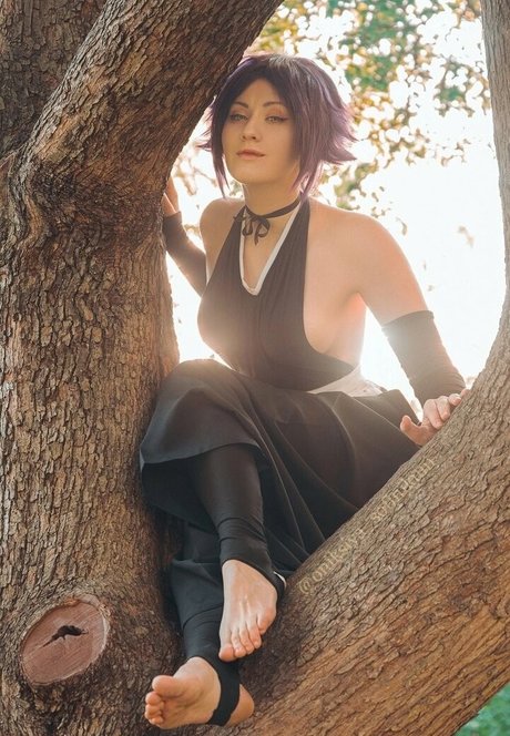 Nuviponyali modèle érotique image