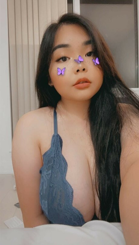 énormes seins naturels onlyfans bel adulte images