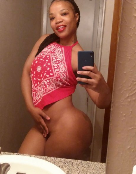 actrice onlyfans meilleure exclusivité image