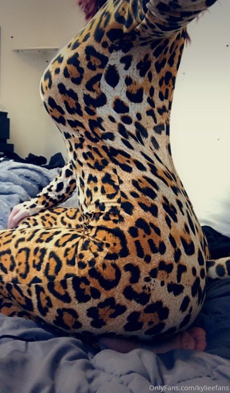 KylieeOW sexe star galeries