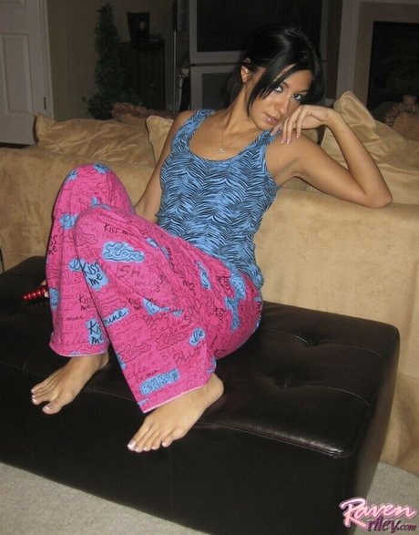 Raven Riley mannequin images