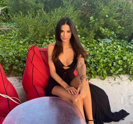 Sandra Dziwiszek haut étoile archive