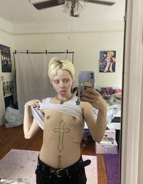 chaton courbé onlyfans sexe nu img