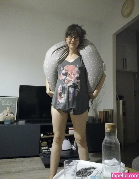 Carine Ribert art de star du porno photos