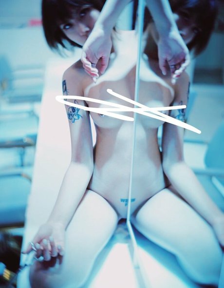 Hagikomomo modèles nus photos