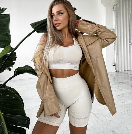 Anya Hryshchenko meilleur modèle photos