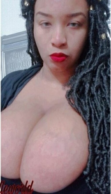 Shantelleworld modèle gratuit galerie