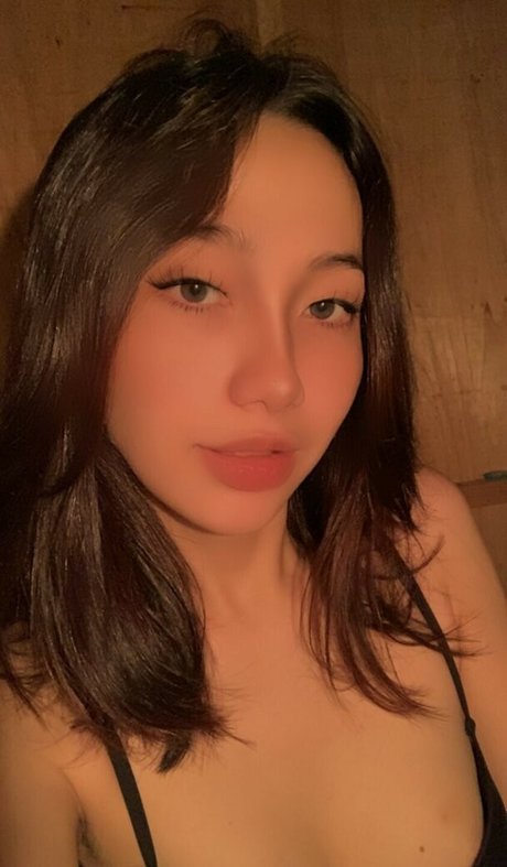 cassie loveyo modèle photo