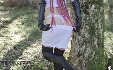 Babilina Suicide star du porno érotique galeries