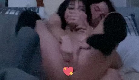 Dumbk1tten star du porno exclusive galerie