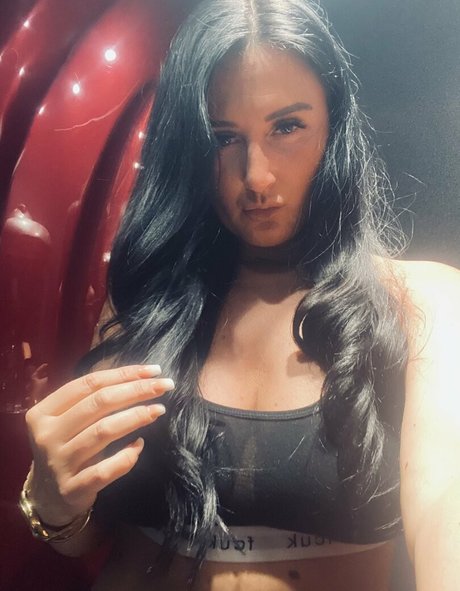 Heather Leigh Moran modèle nu des photos