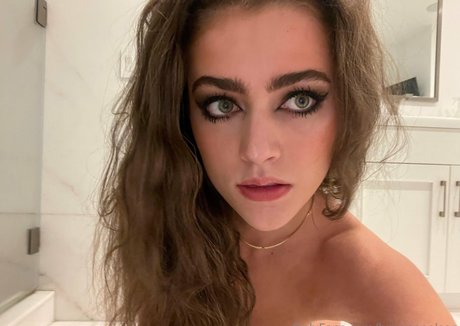 Brenna Nelson art modèle des photos