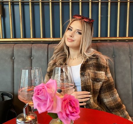 LetsNastja star du porno érotique photo