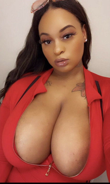 Itsnayhoee étoile nue collection