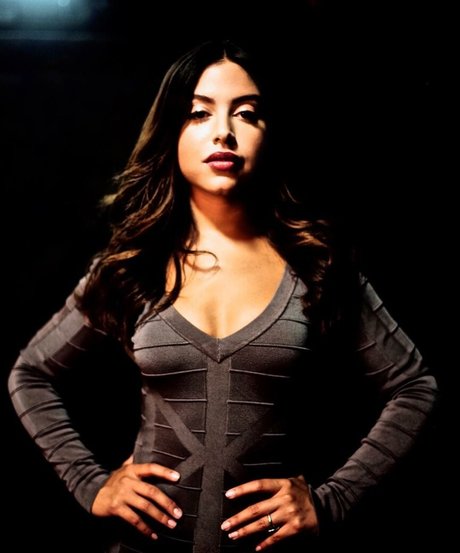 cosplay chatte onlyfans haut des photos