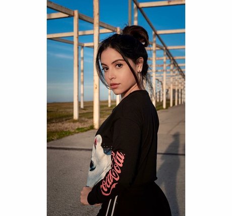 Cinthya Carmona actrice adulte galerie