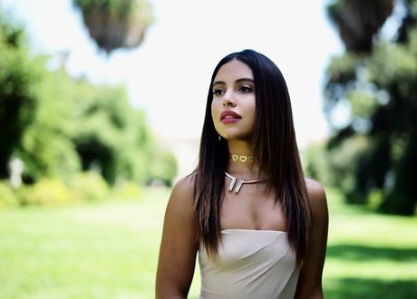 Cinthya Carmona star du porno adulte photos