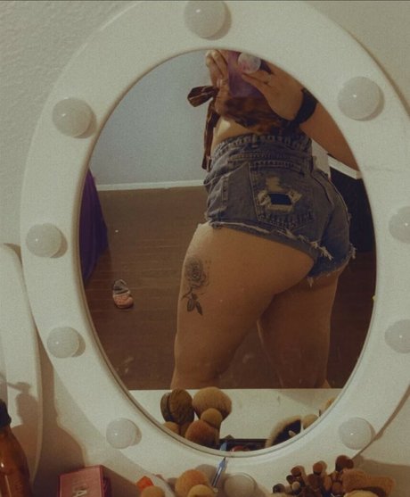 Elizabeth hydorn actrice chaude galerie