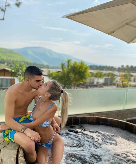 Mishel Zabelman star du porno gratuit des photos