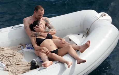 Charlie XCX modèle de sexe images