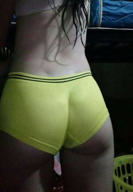 Nelly Salgado haut étoile galerie