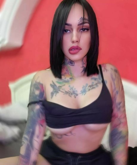 Mirciadoll star du porno en haute qualité archive