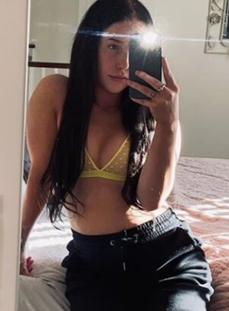 baisers lesbiens onlyfans exclusif parfait galeries