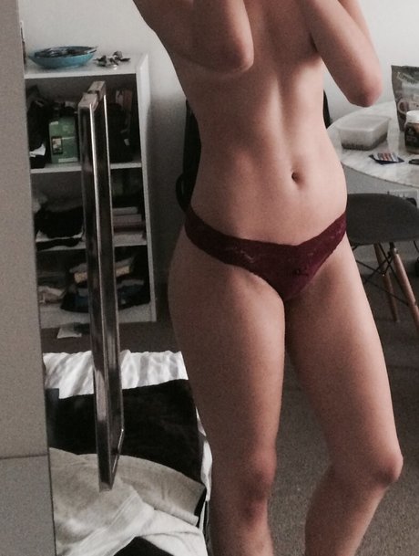 Britne Oldford star du porno parfaite images