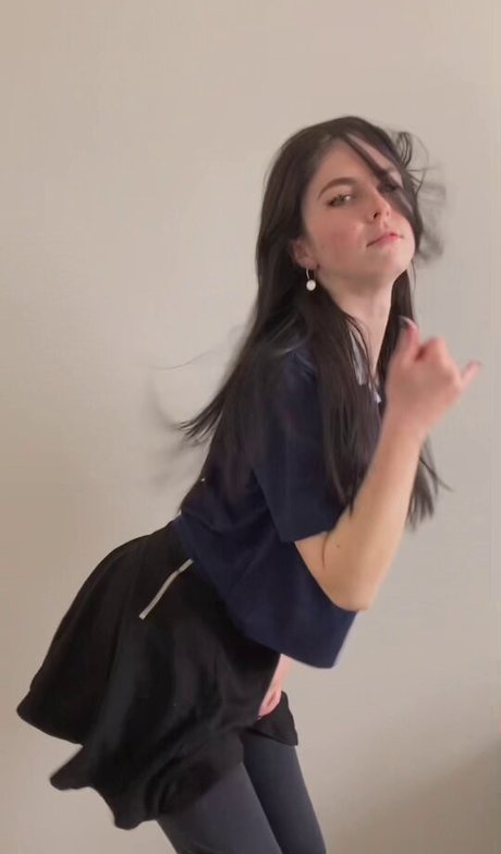 Olivia Evenstar haut modèle des photos